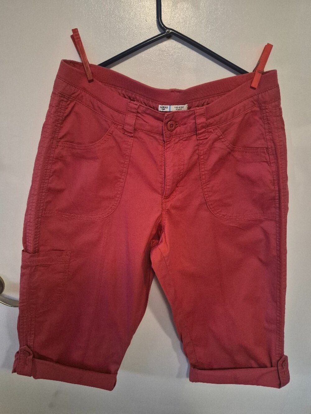 Coral capris